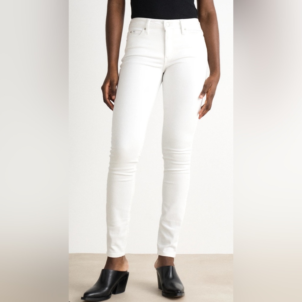 NWT Calvin Klein Jeans - Picture 2 of 5